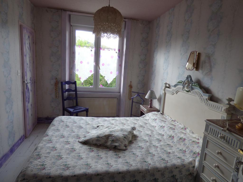 Bed and Breakfast Beau Site Guimauve Et Vieilles Dentelles Royeres Екстер'єр фото